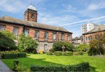 邓迪大学的综合排名持续攀升