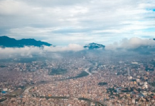 伯恩茅斯大学帮助领先的新闻出版商采用尼泊尔首个灾害新闻政策