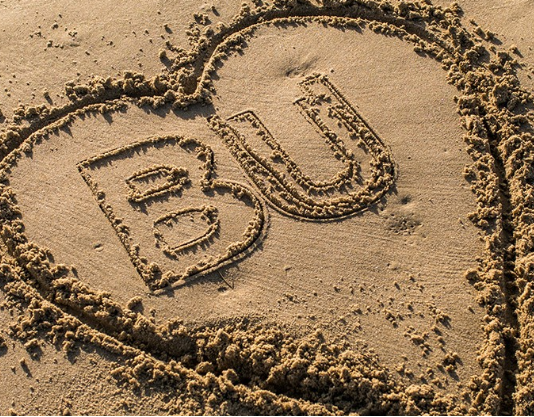 如何申请英国伯恩茅斯大学?