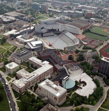 留学美国:国际留学生专项奖学金