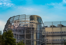 英国高校疫情严重 纽卡斯尔大学一周确诊超千例