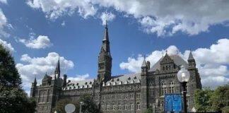 疫情下求学路在何方?留学生们还好吗?