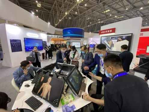 智慧教育成果亮相第78届中国教育装备展