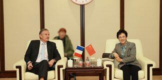 法国驻华大使罗梁访问中国人民大学