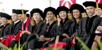 疫情后,美国大学会变成什么样?