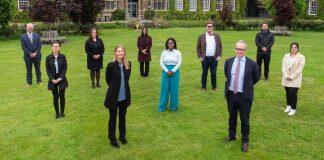 英国赫尔大学学生获得康帕斯酒店集团奖学金