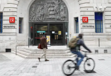 英国超过半数学生:不满意疫情期间线上课程