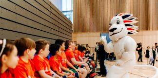 庆祝赫尔大学成为英国国奥队合作伙伴三周年