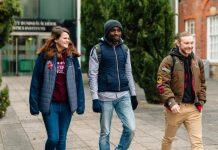 英国赫尔大学商学院获得了AACSB国际颁发的扩展全球商业认证