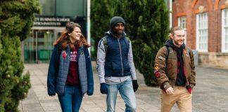 英国赫尔大学商学院获得了AACSB国际颁发的扩展全球商业认证