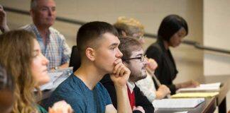 高威大学商业与经济学院一所培养国际商界精英的摇篮