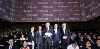 热烈庆祝新加坡国大学院正式成立