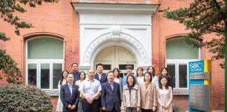 中英国际学院与上海海洋大学爱恩学院开展主题教育联组学习