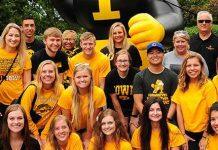 爱荷华大学鼓励家长关注学生心理健康