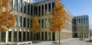 两年获得两所顶尖商学院的两个硕士学位