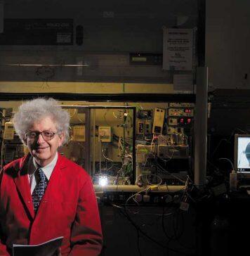 英国诺丁汉大学马丁·波利亚科夫教授当选中国科学院外籍院士