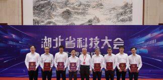 张祖勋院士获湖北省科学技术突出贡献奖