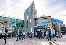 英国谢菲尔德大学跻身2025泰晤士高等教育世界大学前100名