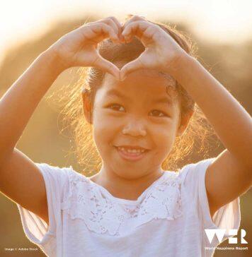 西浦学者参与最新全球幸福研究:人们比我们想象得更加善良