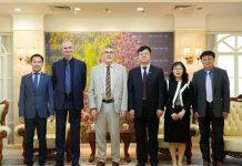 爱尔兰国立都柏林大学计算机学院院长到校访问北京-都柏林国际学院