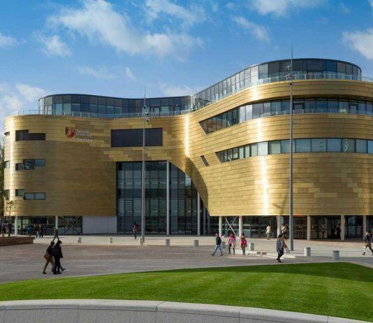 英国提赛德大学荣膺2025大学联盟四大奖项提名